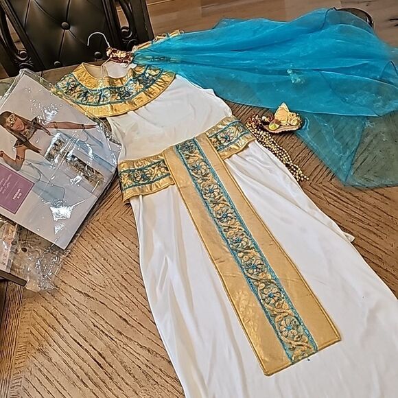 Cleopatra halloween costume dress size M 8-10